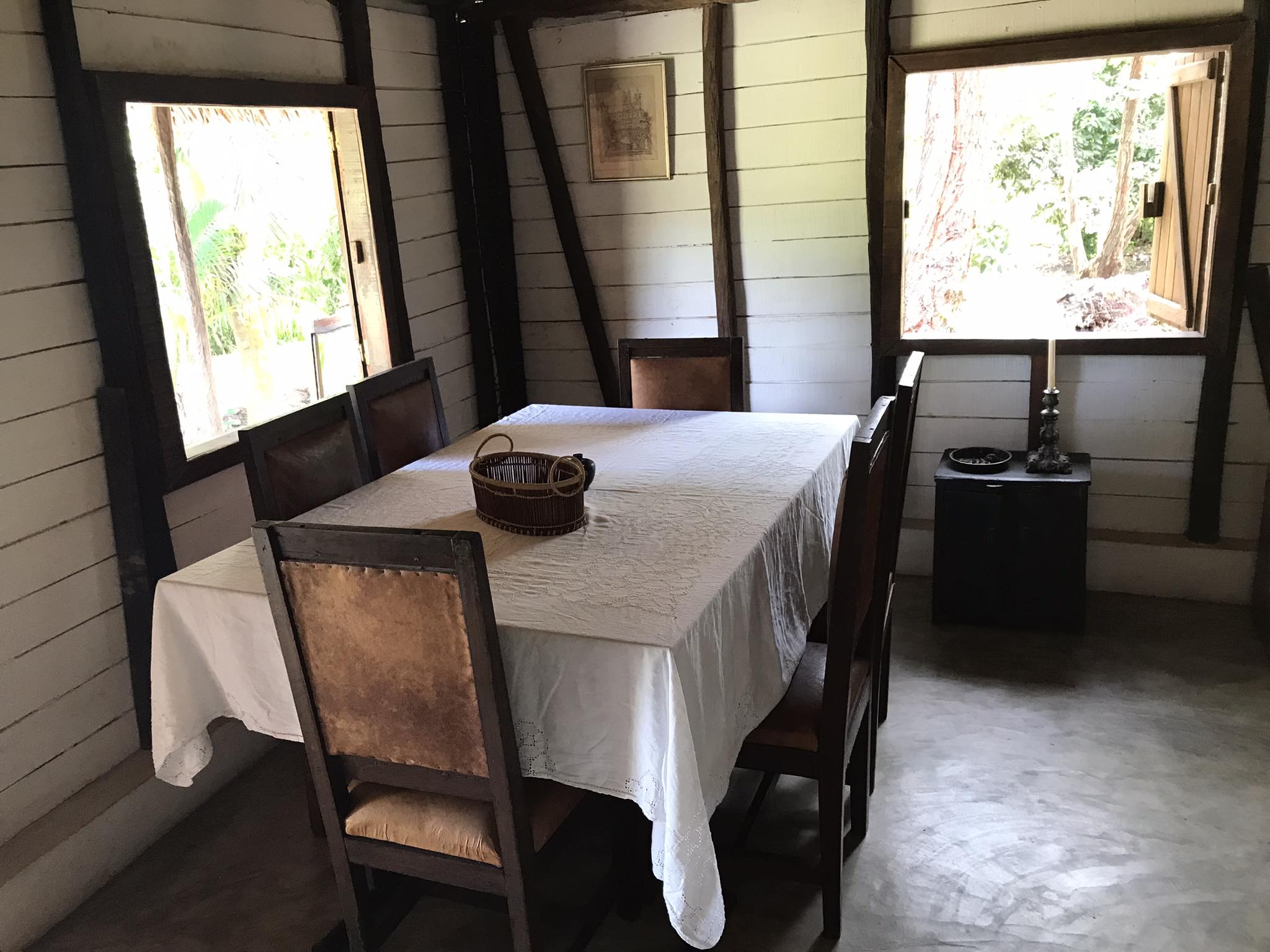 Bungalow dining area