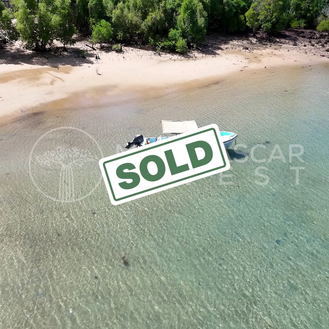 (SOLD) Exceptional 5.2 Hectare Double-Beachfront Property on Nosy Faly