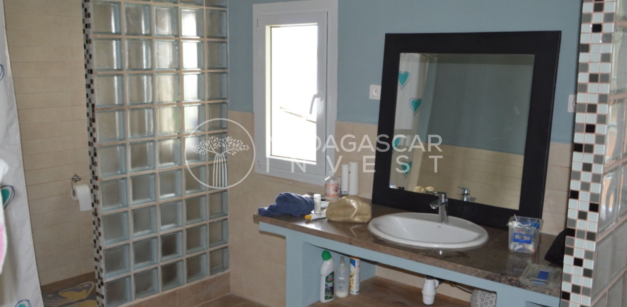 Private-Lakefront-Villa-on-Lake-Mantasoa-7
